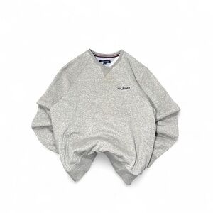 Tommy Hilfiger Light Gray crewneck Sweater
